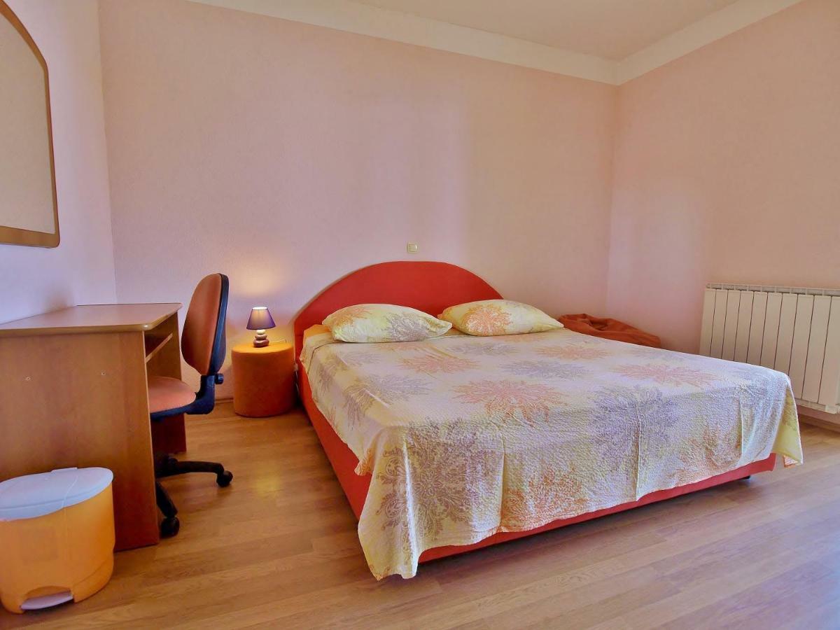 Apartmani Andelo I Ruzica Mundanije Kültér fotó