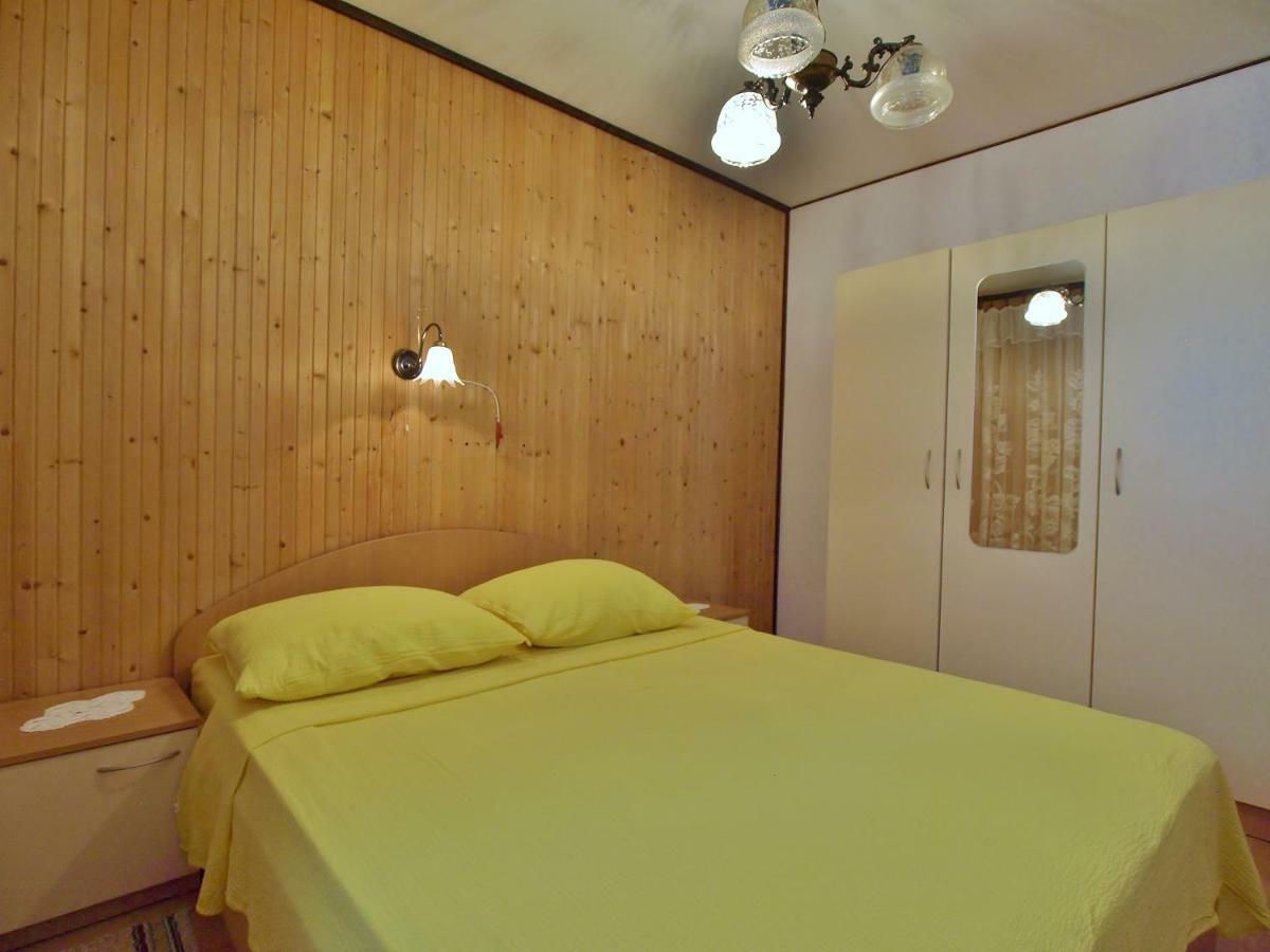Apartmani Andelo I Ruzica Mundanije Kültér fotó